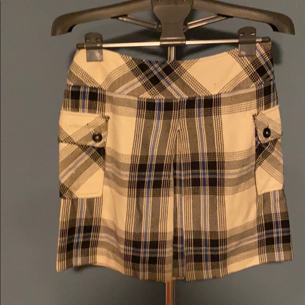 Tweed mini skirt
